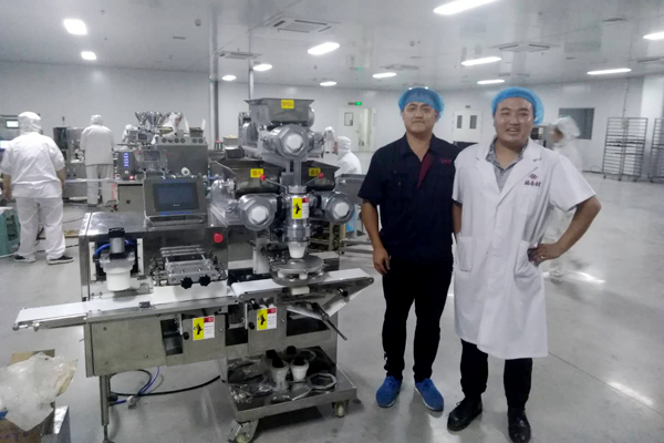 勁華月餅包餡成型一體機性能穩(wěn)定，占地面積小